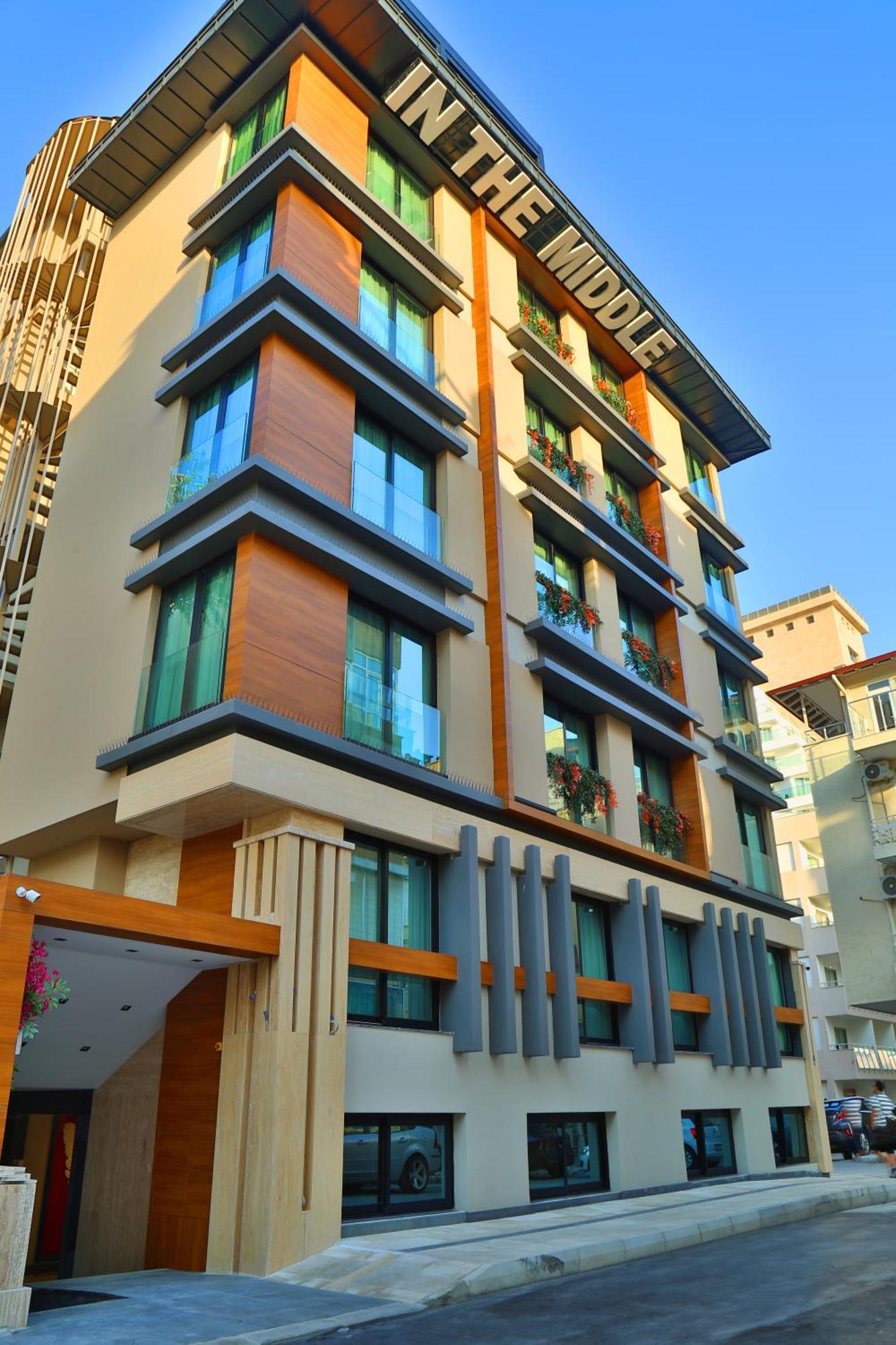 In The Middle Hotel Antalya Exterior photo